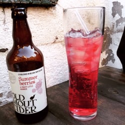 Chinaski's - Cider in the beer garden