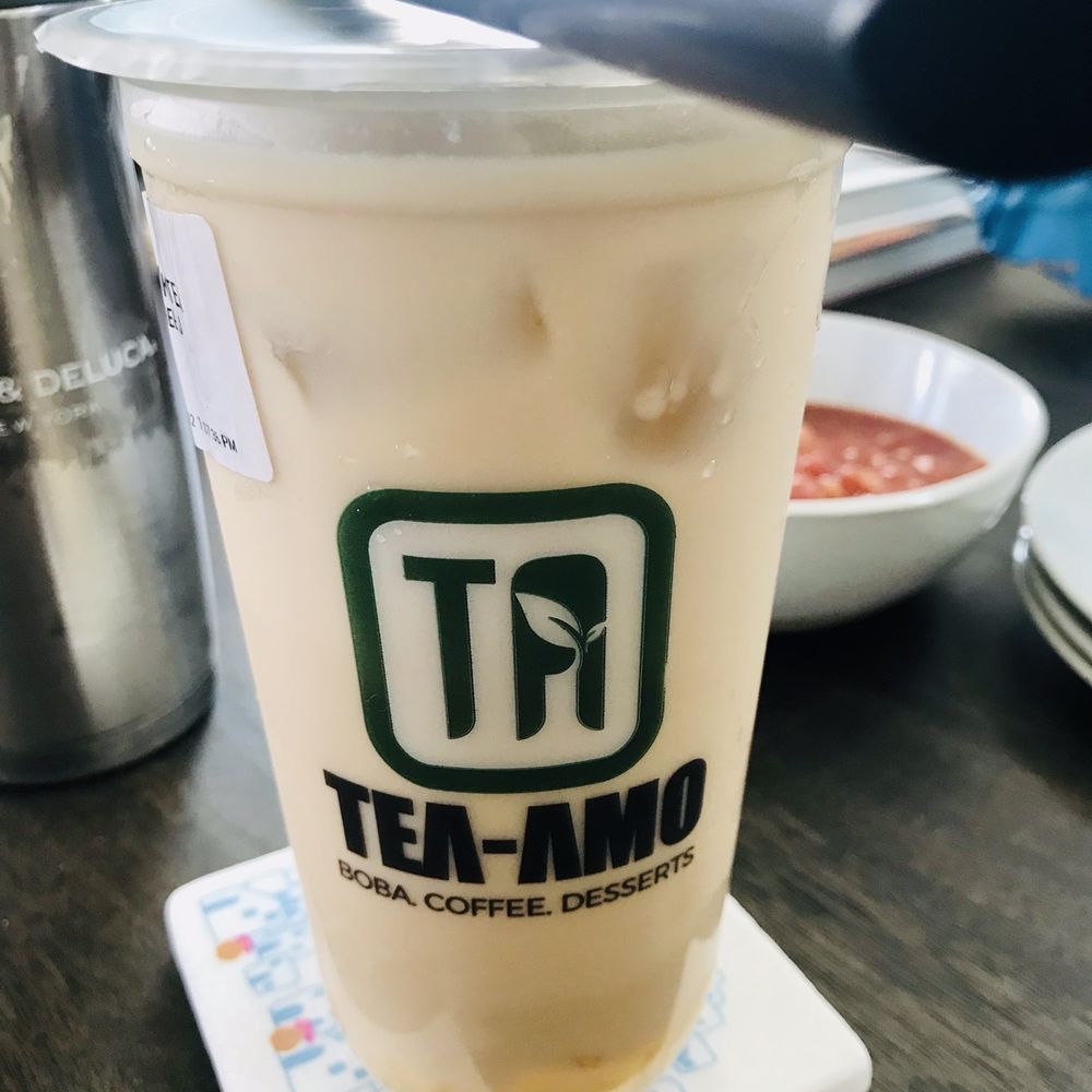 Roasted Oolong Milk Tea w/ lychee jelly Roasted Oolong Milk Tea w/ lychee jelly
