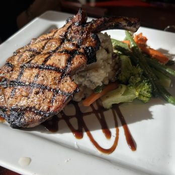 Manderes - Butterflied Pork Chop with Mashed Potatoes - Bars Near Me - Folsom, California