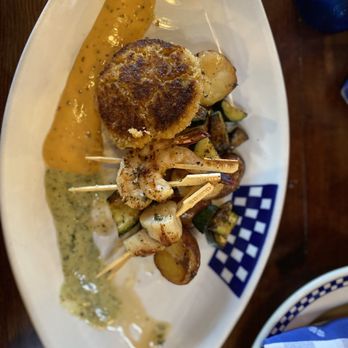 Duke's Seafood - crap cake beautifully made Prawn & Scallop Skewer Prawn  with a beautiful garlic sauce - Seafood Near Me - Seattle, Washington