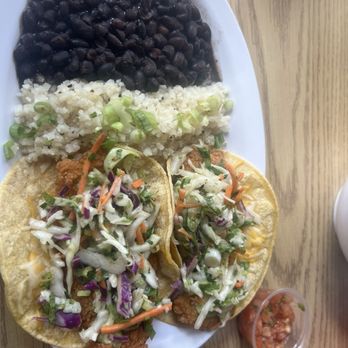 Wahoo's Fish Tacos - Tacos and Cauliflower rice and black beans - Seafood Near Me - Las Vegas, Nevada