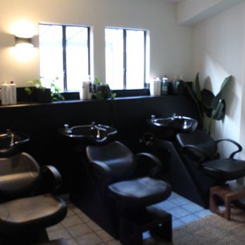Roth Salon - Hair Salons Near Me - Manhattan Beach, California Roth Salon - Hair Salons Near Me - Manhattan Beach, California