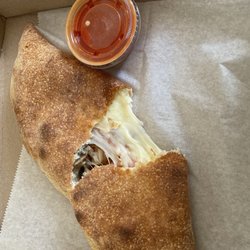 Venice Pizza & Pasta - Custom Stromboli