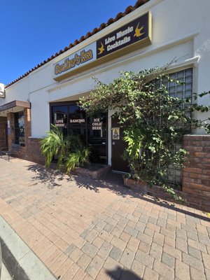 Swallow's Inn by null