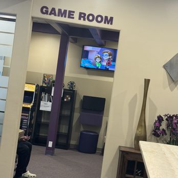 Henderson Orthodontics - Entering on game room - Orthodontists Near Me - Duncanville, Texas