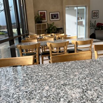 Cafe 4040 - Plenty of nice seating inside and out. - Sandwiches Near Me - San Rafael, California