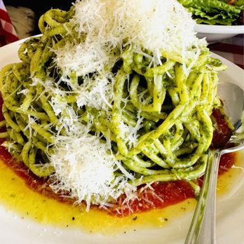 Sugo - Spaghetti pesto cream - Italian Near Me - Toronto, Ontario Sugo - Spaghetti pesto cream - Italian Near Me - Toronto, Ontario