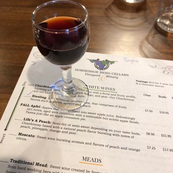 Horseshoe Bend Cellars Vineyard & Winery - Port Zinfandel - Wineries Near Me - Iowa Park, Texas