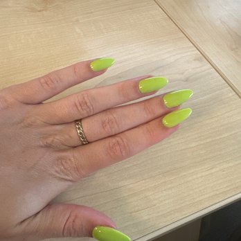 Bedazzled Nails and Spa - Dip Mani - Waxing Near Me - Chicago, Illinois