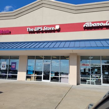 The UPS Store - Front of the Store - Shipping Centers Near Me - Portsmouth, Virginia