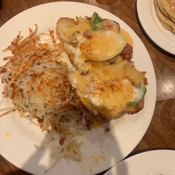 Elly's Brunch & Cafe - Provence Eggs Benedict - Breakfast & Brunch Near Me - Phoenix, Arizona