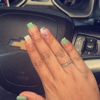 Lynne's Nails & Lash Extensions - many color choices - Nail Technicians Near Me