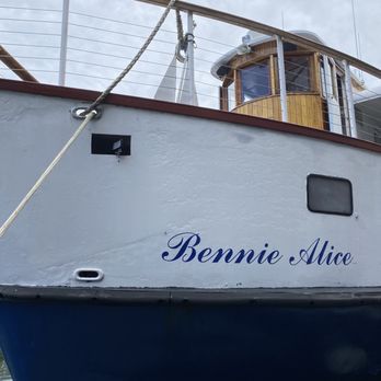 Cabbage Island Clambakes - The Bennie Alice - Seafood Near Me - Boothbay Harbor, Maine Cabbage Island Clambakes - The Bennie Alice - Seafood Near Me - Boothbay Harbor, Maine