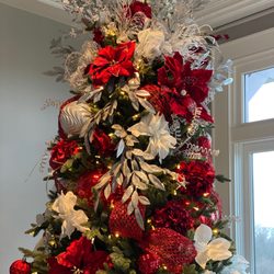 Home & Holiday Designs