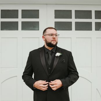 Bramble & Bee - Florists Near Me - Tomball, Texas