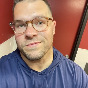 Floyd's 99 Barbershop - Post cut! Mikey worked his magic! - Barbers Near Me - Winter Park, Florida Floyd's 99 Barbershop - Post cut! Mikey worked his magic! - Barbers Near Me - Winter Park, Florida
