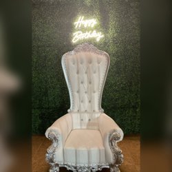 Pellerins Reception Hall - Throne chair available I. Silver and gold