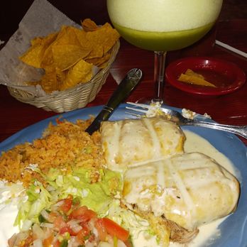 Los Guerreros - Restaurant - Mexican Near Me - Pinellas Park, Florida Los Guerreros - Restaurant - Mexican Near Me - Pinellas Park, Florida