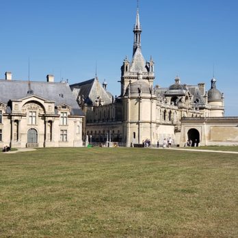 Château de Chantilly - Castles Near Me - Chantilly, 60