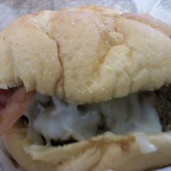 Cheeburger Cheeburger - Burgers Near Me - Jamaica, New York
