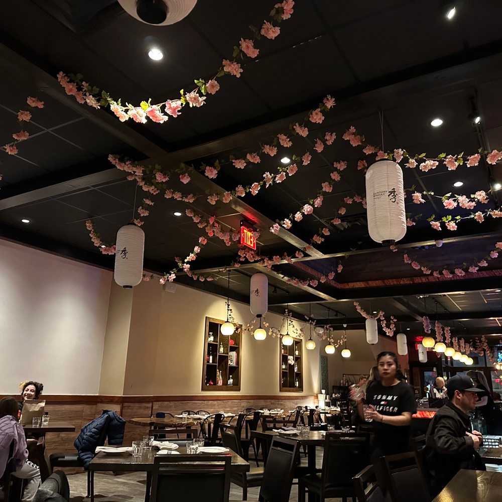 Yuzu Kitchen - people sitting at tables and hanging paper lanterns - Ramen Near Me - Pittsburgh, Pennsylvania Yuzu Kitchen - people sitting at tables and hanging paper lanterns - Ramen Near Me - Pittsburgh, Pennsylvania