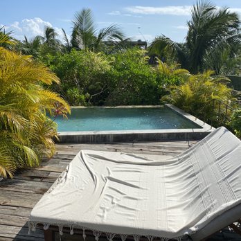 Be Tulum Hotel - The rooftop day bed area with little pool - Hotels Near Me - Tulum, ROO Be Tulum Hotel - The rooftop day bed area with little pool - Hotels Near Me - Tulum, ROO