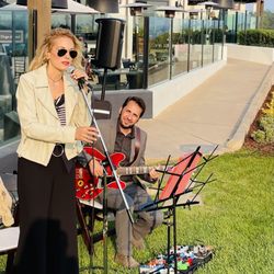 Fabienne Grisel Music - Performing with The Fixtures Duo at Ritz Carlton