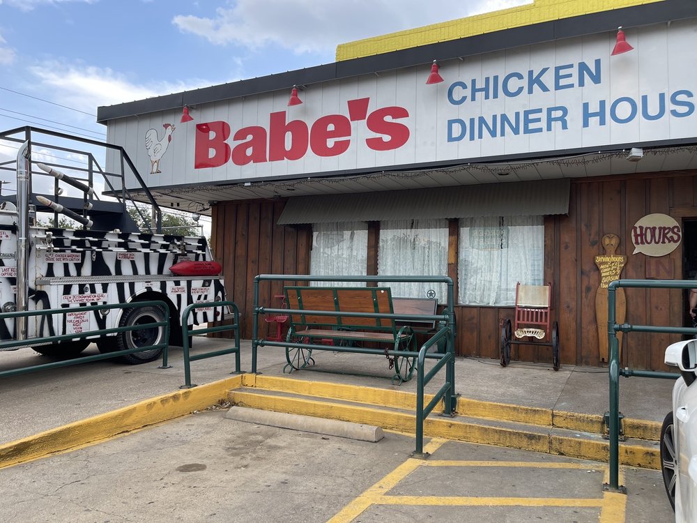 Babe's Chicken Dinner House