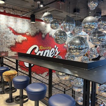 Raising Cane's Chicken Fingers - Fast Food Near Me - Jackson Heights, New York