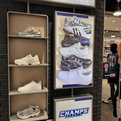 Champs Sports