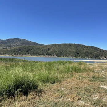 Lake Hemet - View of the lake - Campgrounds Near Me - Mountain Center, California Lake Hemet - View of the lake - Campgrounds Near Me - Mountain Center, California
