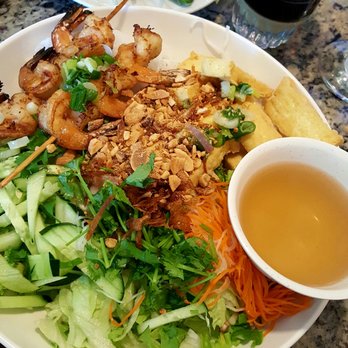 Pho Gabo - Vermicelli Bowl with shrimp and fried tofu. Needs better veggies. - Vietnamese Near Me - Hillsboro, Oregon Pho Gabo - Vermicelli Bowl with shrimp and fried tofu. Needs better veggies. - Vietnamese Near Me - Hillsboro, Oregon