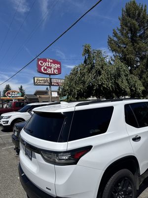 Cottage Cafe & Fireside Lounge by null