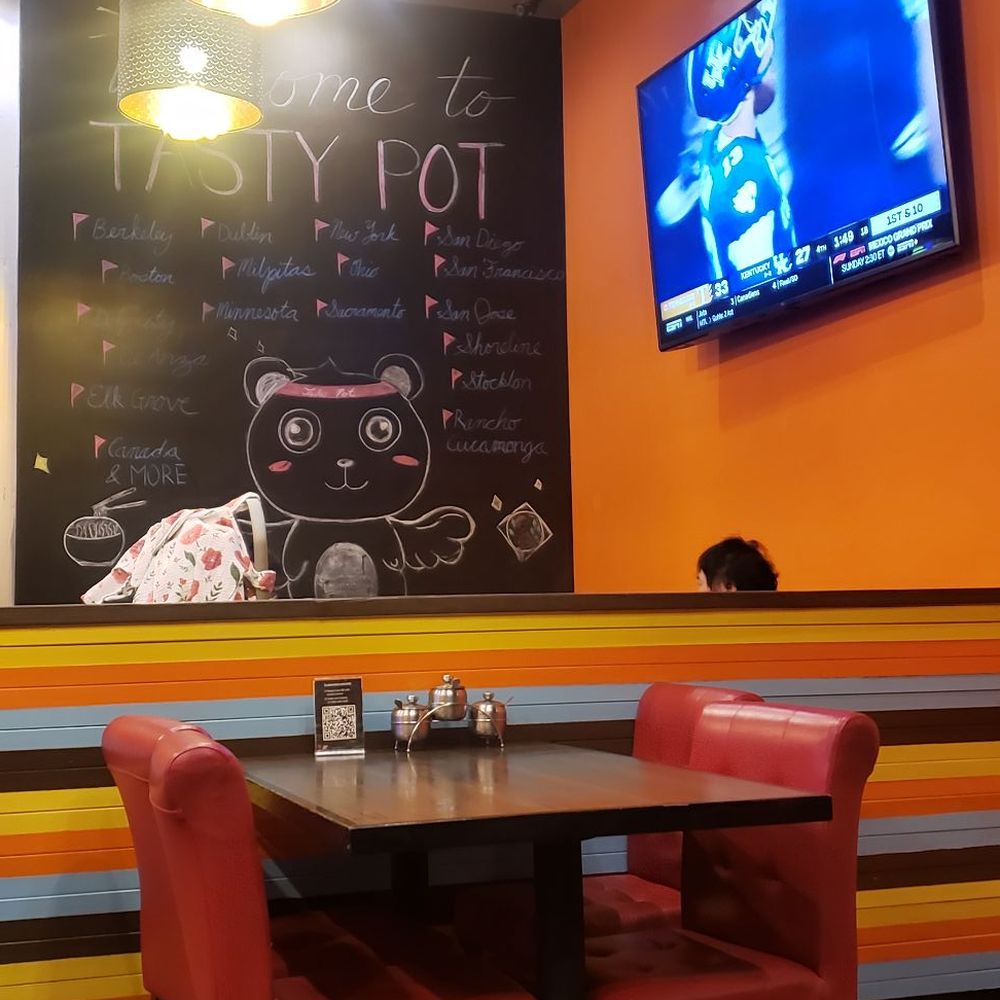 Tasty Pot - Interior - Bubble Tea Near Me - Rancho Cucamonga, California
