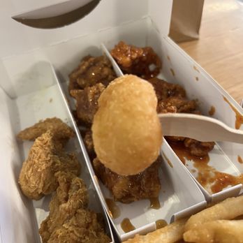 MyMy Chicken - Combo box - Korean Near Me - Mississauga, Ontario MyMy Chicken - Combo box - Korean Near Me - Mississauga, Ontario