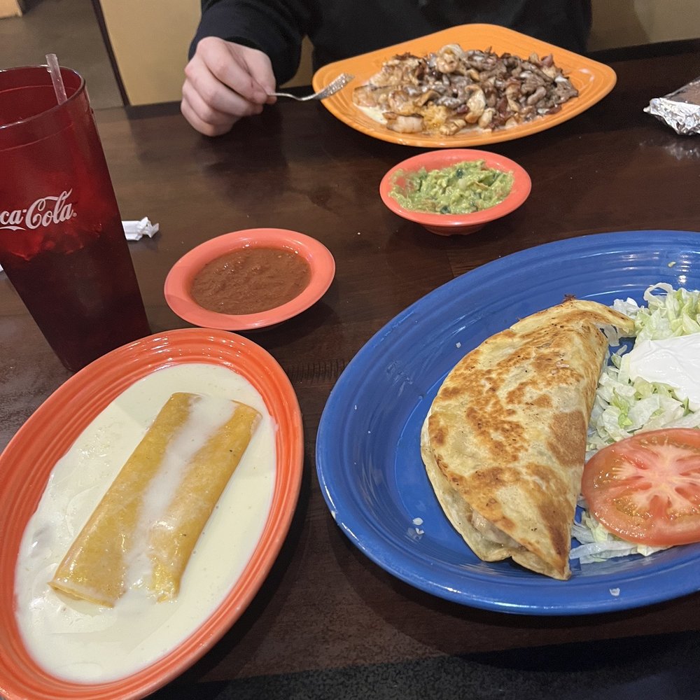 El Paisa Mexican - Cheese enchilada. Quesadilla. El Toreado. - Mexican Near Me - Lone Jack, Missouri El Paisa Mexican - Cheese enchilada. Quesadilla. El Toreado. - Mexican Near Me - Lone Jack, Missouri