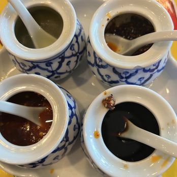 Changs Thai Cuisine - Your choice of hot saucers from mild to hot. - Thai Near Me - Sacramento, California