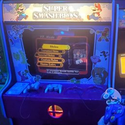 Super Smash Melee is an arcade game! GOAT'ed