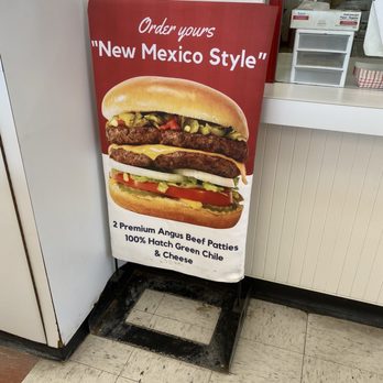 Blake's Lotaburger - "New Mexico Style" LOTA Burger - Burgers Near Me - Tucumcari, New Mexico