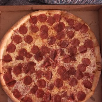 Salvos - 16 inch pepperoni - Pizza Near Me - Franklin, Tennessee