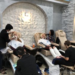 Aura Nails & Spa II - You can get facial while doing pedicure!
