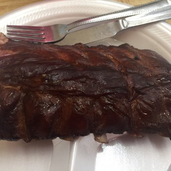 In & Out BBQ - Half rack of ribs - Barbeque Near Me - Winchester, Kentucky