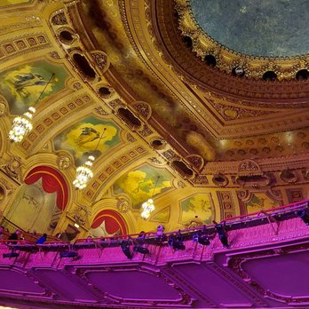 Chicago Theatre - Very beautiful! - Performing Arts Near Me - Chicago, Illinois Chicago Theatre - Very beautiful! - Performing Arts Near Me - Chicago, Illinois