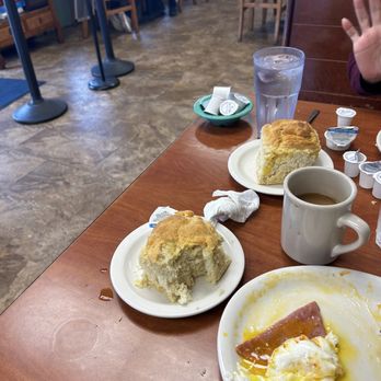 Bobbie's Southern Kitchen - American Near Me - San Antonio, Texas