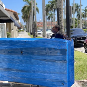Select Residential Moving - upon the great ascent up the narrow charming corridor of Palm Beach flats. - Movers Near Me - West Palm Beach, Florida Select Residential Moving - upon the great ascent up the narrow charming corridor of Palm Beach flats. - Movers Near Me - West Palm Beach, Florida