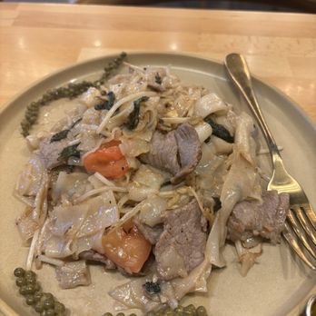 Manaao - Thai Near Me - Tustin, California