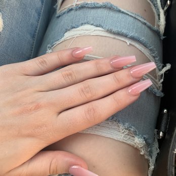 Davie Nails - acrylics by ken - Nail Salons Near Me - Davie, Florida