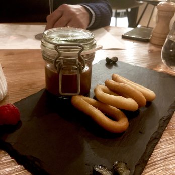 Paco - Churros con chocolate - Tapas/Small Plates Near Me - Vienna, 9