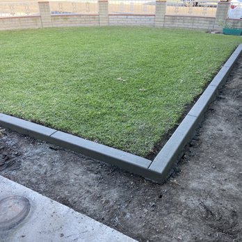 Aloha Concrete - Front yard planter - Masonry/Concrete Near Me