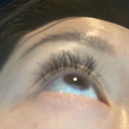 The eyelashes at the end and front already fall off and I didn't even wash my face yet. Not to mention the gap between The eyelashes at the end and front already fall off and I didn't even wash my face yet. Not to mention the gap between